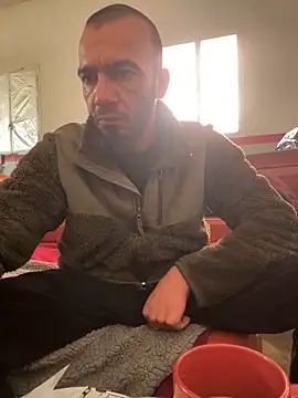 Snapshot of donnuozfutura chatting on January 2025 10:32:02 AM donnuozfutura online show from January 2025 10:32:02 AM