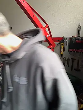 Snapshot of donnuozfutura chatting on February 2025 01:11:02 PM donnuozfutura online show from February 2025 01:11:02 PM