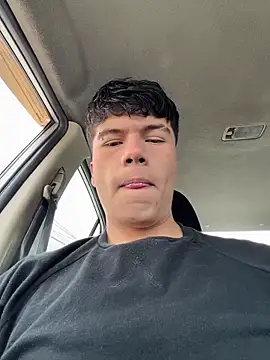 Snapshot of Logan_smith1 chatting on October 2025 06:32:01 PM Logan smith1 online show from October 2025 06:32:01 PM