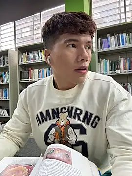 Logan smith1 online show from March 2026 07:17:01 PM