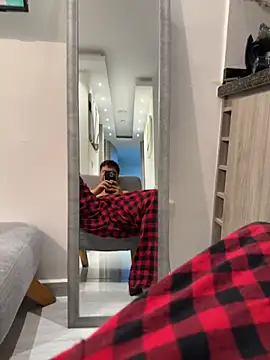 Logan smith1 online show from April 2026 05:29:02 AM