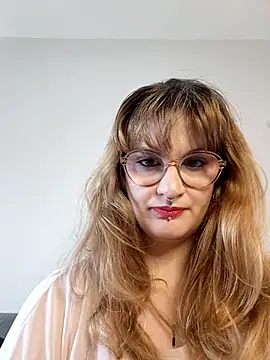 Snapshot of PrincesseMalicia chatting on February 2026 02:00:02 PM PrincesseMalicia online show from February 2026 02:00:02 PM