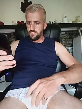 GrofLicno online show from May 2026 03:39:02 PM