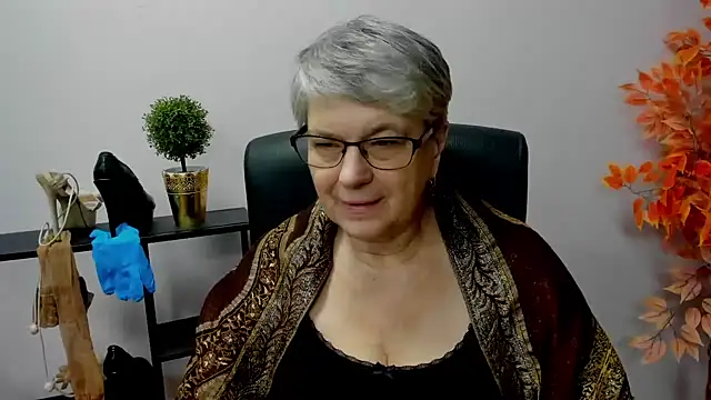 Snapshot of IrisDream chatting on January 2025 02:02:02 PM IrisDream online show from January 2025 02:02:02 PM