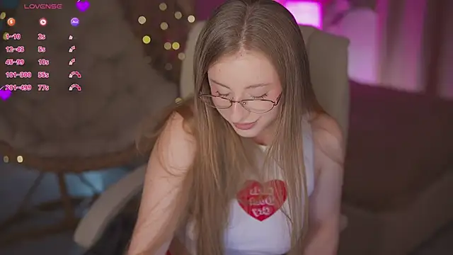 SilverrMoon online show from February 2026 02:06:02 PM