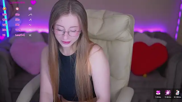 SilverrMoon online show from February 2026 07:31:01 AM