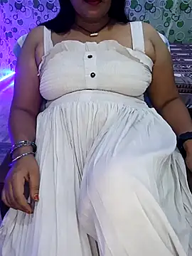 Cute-Raashii online show from September 2025 12:43:02 AM