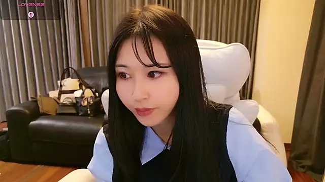 -satomi-jp online show from May 2026 04:03:01 PM