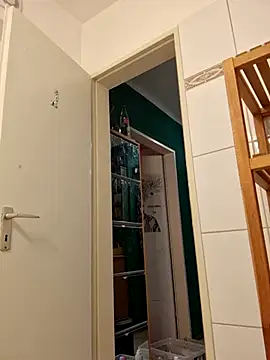 Josephine LIVE online show from November 2025 07:46:02 PM