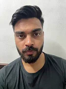 hotboysammy online show from December 2024 05:00:01 PM