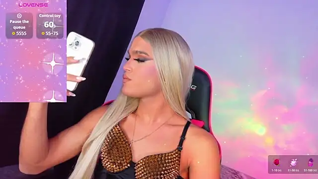 Snapshot of AllisonsweetZ chatting on November 2025 07:03:03 PM AllisonsweetZ online show from November 2025 07:03:03 PM