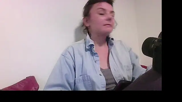 Snapshot of Phoenixmonroe0810 chatting on December 2024 02:49:02 AM Phoenixmonroe0810 online show from December 2024 02:49:02 AM