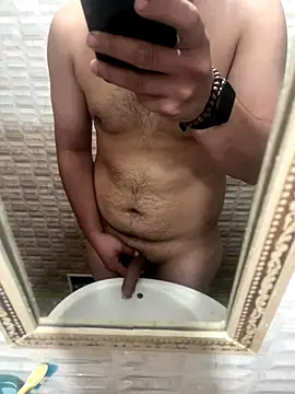 Snapshot of Cristian_099 chatting on November 2025 04:08:01 PM Cristian 099 online show from November 2025 04:08:01 PM