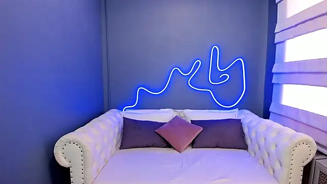 rock n roxy online show from March 2025 08:06:01 AM