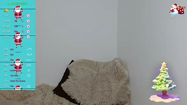 Snapshot of TRIXIE_TANG28 chatting on December 2024 02:04:01 AM TRIXIE TANG28 online show from December 2024 02:04:01 AM