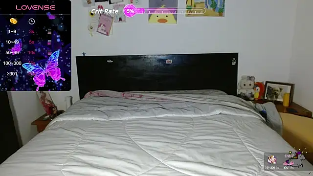 Snapshot of TRIXIE_TANG28 chatting on September 2025 12:33:02 AM TRIXIE TANG28 online show from September 2025 12:33:02 AM