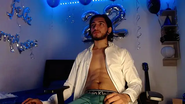 maxximus 100 online show from February 2025 09:14:01 PM