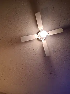 big8dall online show from April 2026 02:05:01 AM