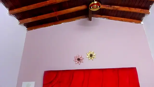 jhonjairo85  online show from February 2025 03:53:01 AM