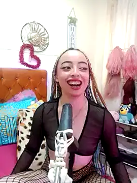 Snapshot of Yennastone chatting on December 2024 02:16:01 PM Yennastone online show from December 2024 02:16:01 PM