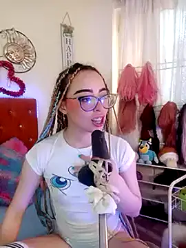 Snapshot of Yennastone chatting on December 2024 07:24:02 PM Yennastone online show from December 2024 07:24:02 PM