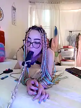 Snapshot of Yennastone chatting on January 2025 07:35:01 PM Yennastone online show from January 2025 07:35:01 PM