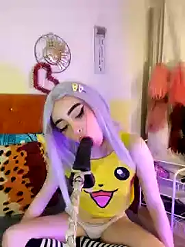 Snapshot of Yennastone chatting on January 2025 03:20:01 AM Yennastone online show from January 2025 03:20:01 AM