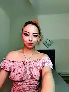 Snapshot of Yennastone chatting on February 2025 12:09:01 AM Yennastone online show from February 2025 12:09:01 AM