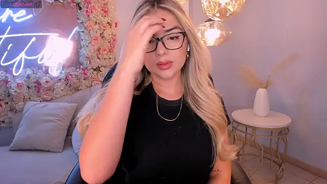 ChloePreston  online show from March 2026 01:39:01 PM