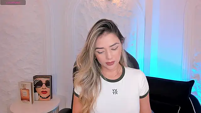 ChloePreston  online show from May 2026 11:49:02 AM