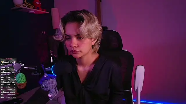 Snapshot of marlena3312 chatting on February 2026 02:06:01 PM marlena3312 online show from February 2026 02:06:01 PM