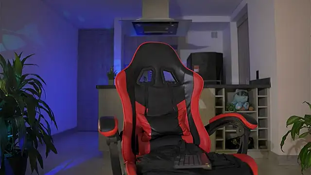 LeoSalvatore  online show from September 2025 03:39:02 AM