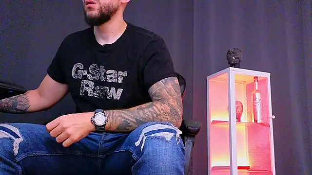 MightyAaron66 online show from February 2025 02:47:02 AM