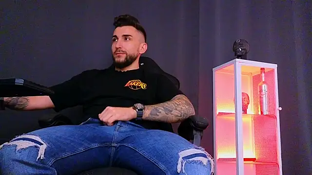 MightyAaron66 online show from February 2025 11:55:01 AM