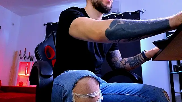 MightyAaron66 online show from February 2026 06:26:01 AM