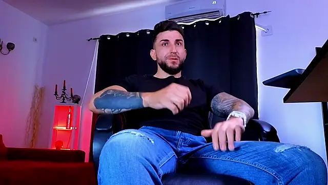 MightyAaron66 online show from July 2026 10:52:01 AM