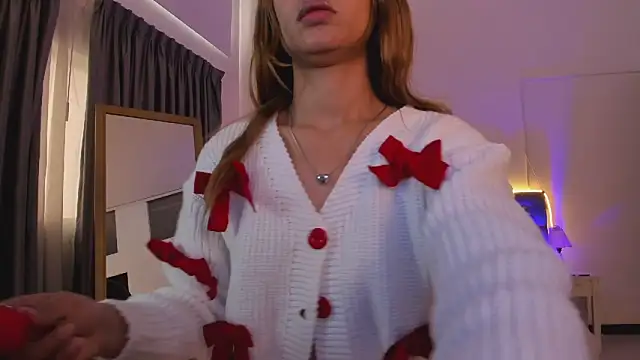 Tamy edwards online show from September 2025 07:58:02 PM