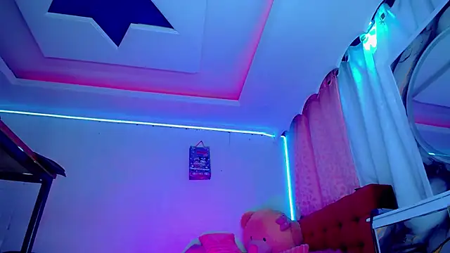 NahomiCamper online show from July 2026 12:06:01 AM