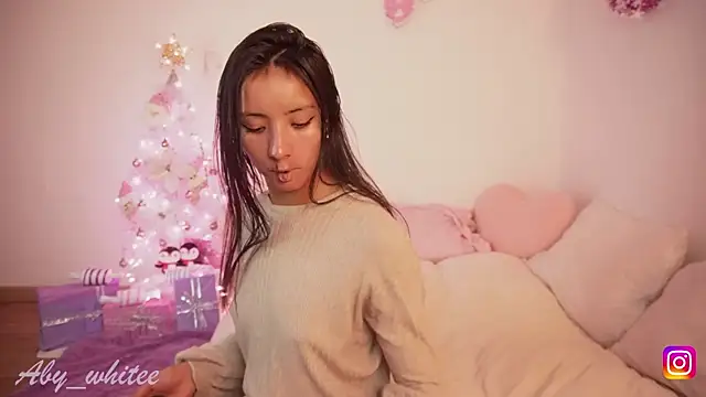 AbyWhitee online show from December 2025 02:06:02 AM