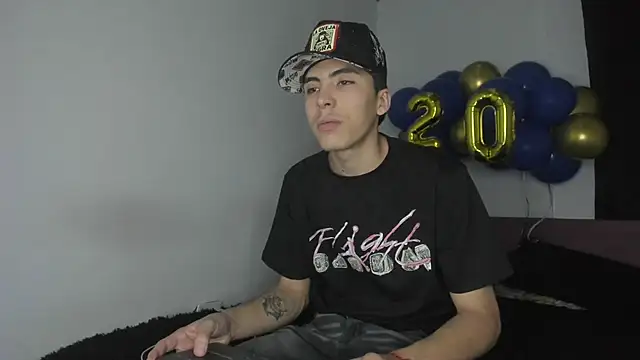 HeellBoy  online show from May 2026 05:04:02 AM