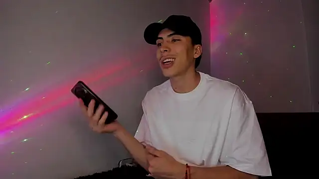 HeellBoy  online show from May 2026 02:42:02 AM