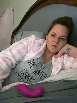 Snapshot of KillaKelli69 chatting on January 2025 03:19:01 PM KillaKelli69 online show from January 2025 03:19:01 PM