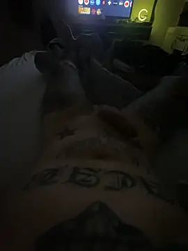 Snapshot of Tyson8897 chatting on January 2025 04:18:01 AM Tyson8897 online show from January 2025 04:18:01 AM