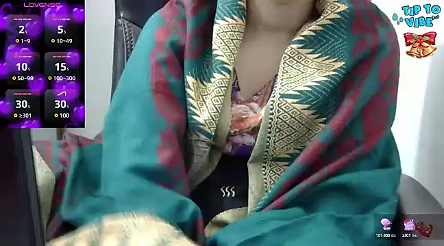 Snapshot of Barbie-Queen2 chatting on December 2024 05:20:02 PM Barbie-Queen2 online show from December 2024 05:20:02 PM