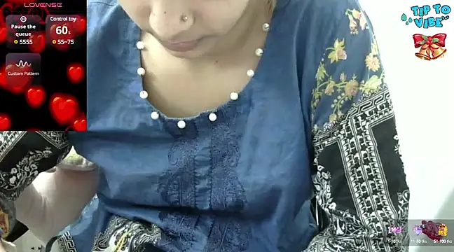 Snapshot of Barbie-Queen2 chatting on January 2025 03:32:01 PM Barbie-Queen2 online show from January 2025 03:32:01 PM