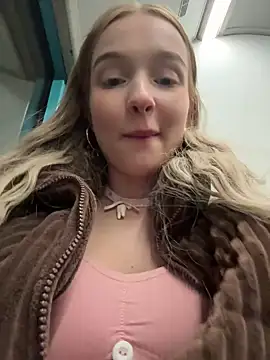 Baby Tiny online show from December 2024 04:35:02 PM
