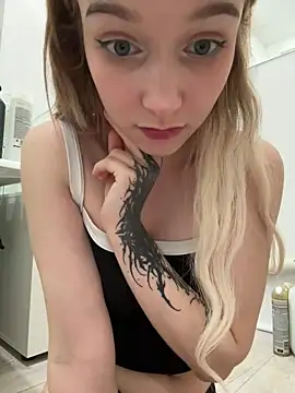 Baby Tiny online show from February 2025 10:55:01 PM