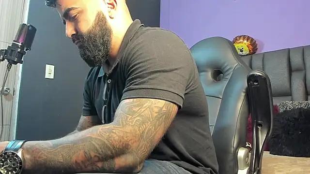 Lyon vach online show from January 2026 10:12:02 PM