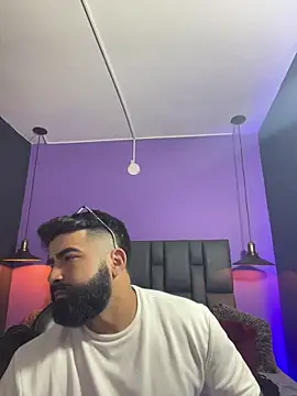 Lyon vach online show from February 2026 09:46:02 PM