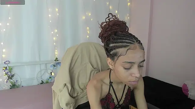 Snapshot of Abigail_Wilson_ chatting on January 2025 08:27:01 PM Abigail Wilson online show from January 2025 08:27:01 PM